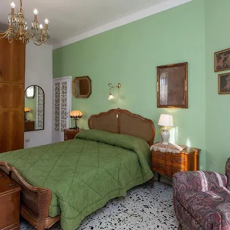 Pamphili Apartment Appartement *